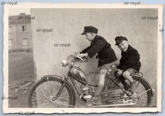 Children on Rex Moped – 1950s Car Krad Motorcycle Motorbike – Photo 9x6cm