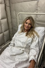 12 Pics. Sexy Ladies In Padded Rooms !! AI. 5×7 LAB Processed Photos.3t3.