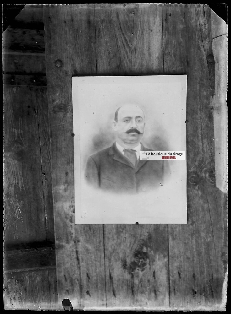 Glass Plate Vintage Photo Negative Black and White 6×9 cm Portrait Man Drawing