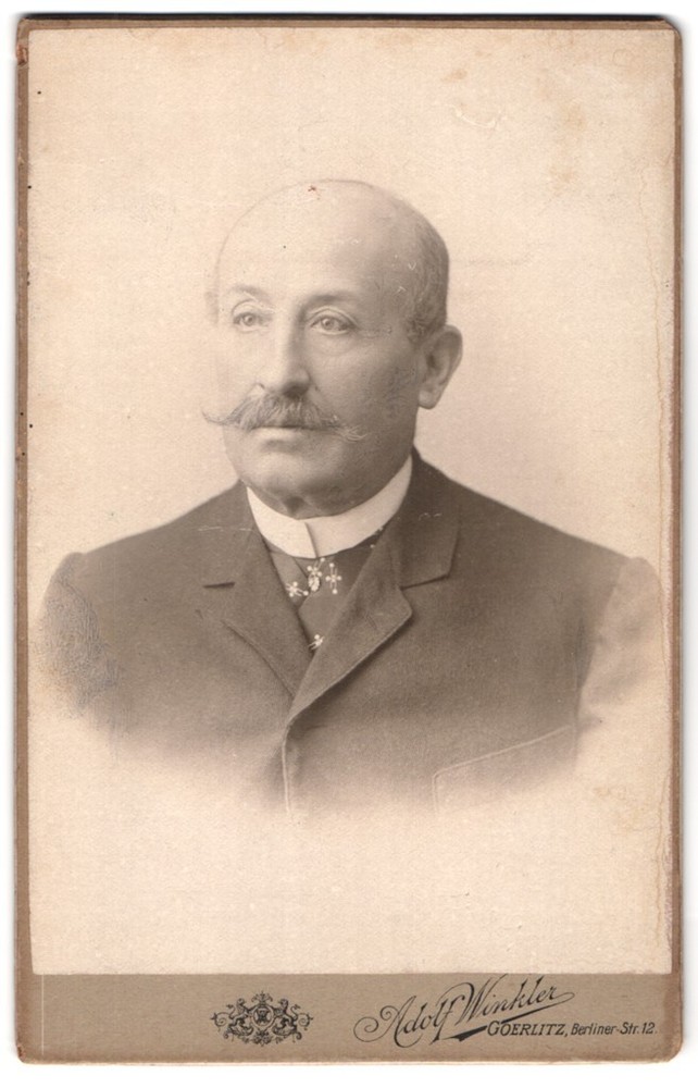 Photography Adolf Winkler, Goerlitz, Berliner-Strasse 12, portrait stately H