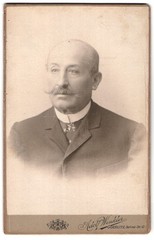 Photography Adolf Winkler, Goerlitz, Berliner-Strasse 12, portrait stately H