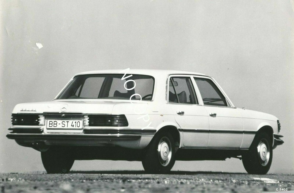 Manufacturer Archive XL Photo – Automotive Car Vehicle – Mercedes 350 SL C1.67