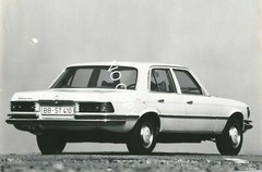 Manufacturer Archive XL Photo – Automotive Car Vehicle – Mercedes 350 SL C1.67