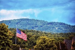 «Red White & Blue Ridge» Artistic Home Decor
