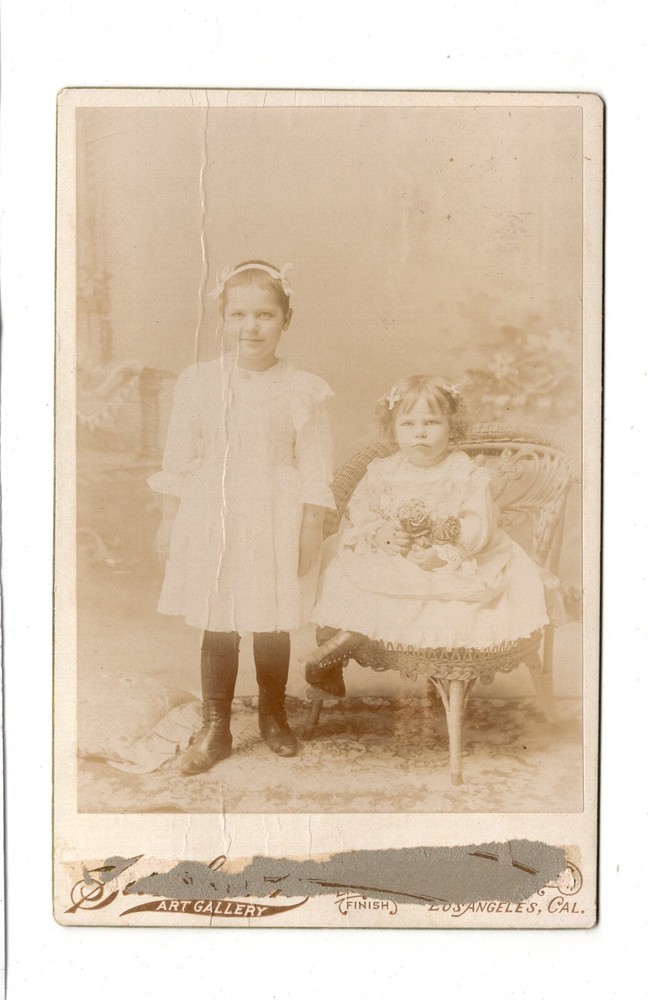 CAB Photo Cute Little Girls – Los Angeles / California / USA Circa 1900