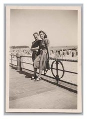 Travemünde – Women Promenade Postwar Hairstyle Fashion – Old Photo 1950