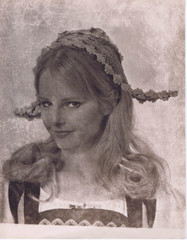 Hendrickson Original Photo B&W Dutch Flower Girl Looking Mischievous 10×13 R343