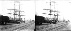 STEREO GLASS NEGATIVE, port of NIZZA (?), old ships, curch, rare, vintage fine a