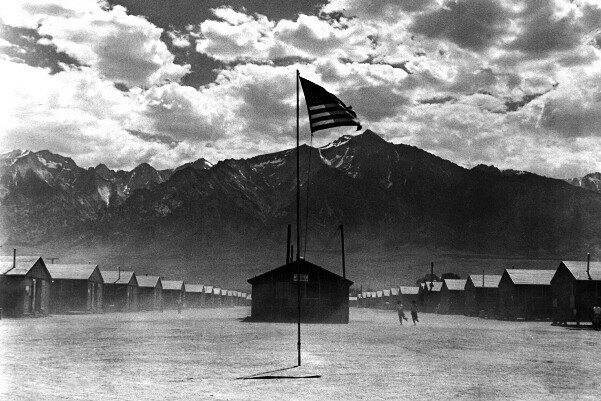 New World War II Photo: Dust storm at Japanese War Relocation Camp – 6 Sizes!