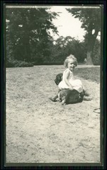 11 x old photo – leisure activities of wealthy bourgeoisie of the Belle Époque and much more.