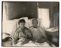 Old Couple in Hospital Bed Port Huron Michigan Press Photo US History 1925