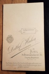 Young woman portrait/CDV Detlef Hahn Kiel