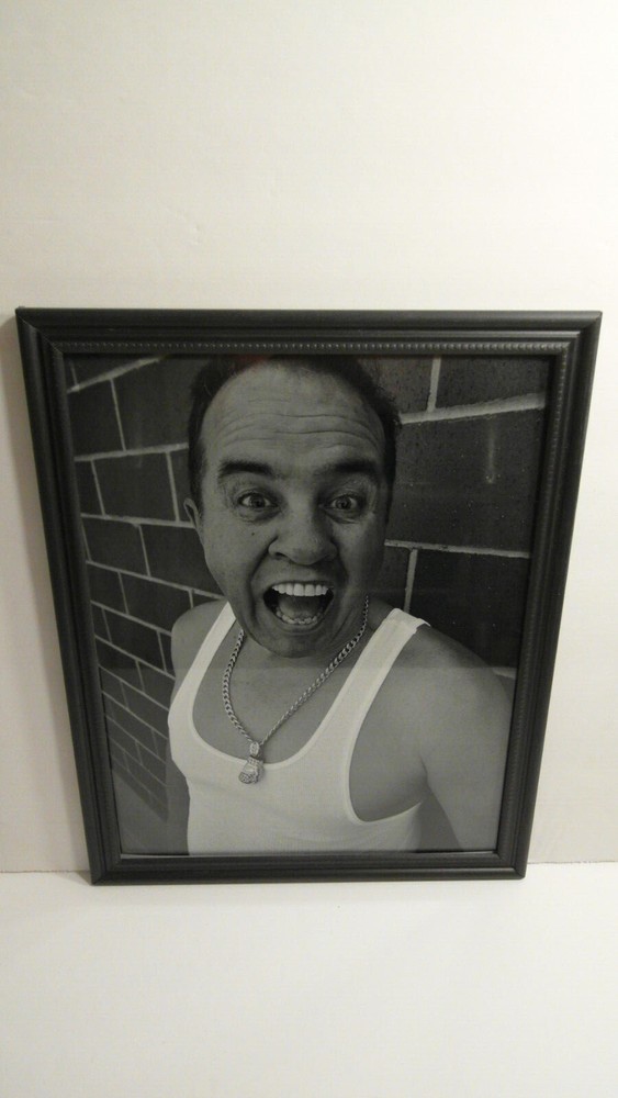 2011 FRAMED 8.5X11 ART PHOTO OF BOBBY SCHOOLBOY CHACON WORLD BOXING CHAMPION