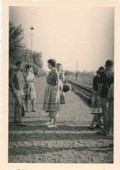 Old black photo pretty women approx. 6 x 9 cm collection resolution al4968b