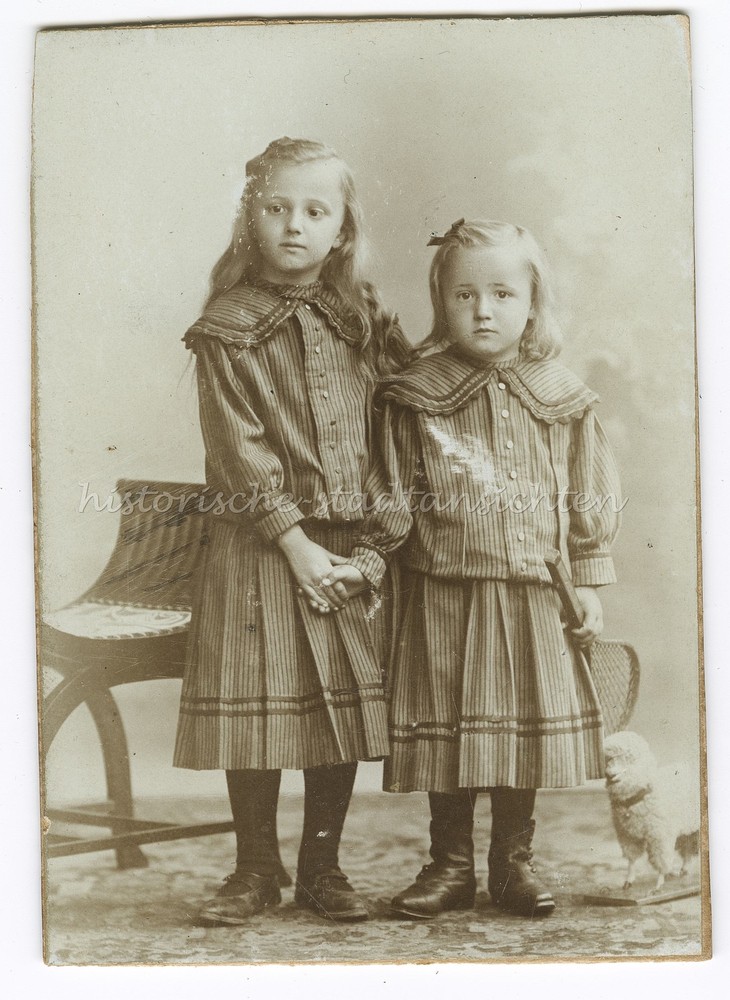 Beautiful Portrait – Two Girls – Hamburg Carl Siemsen – Old Photo 1900s
