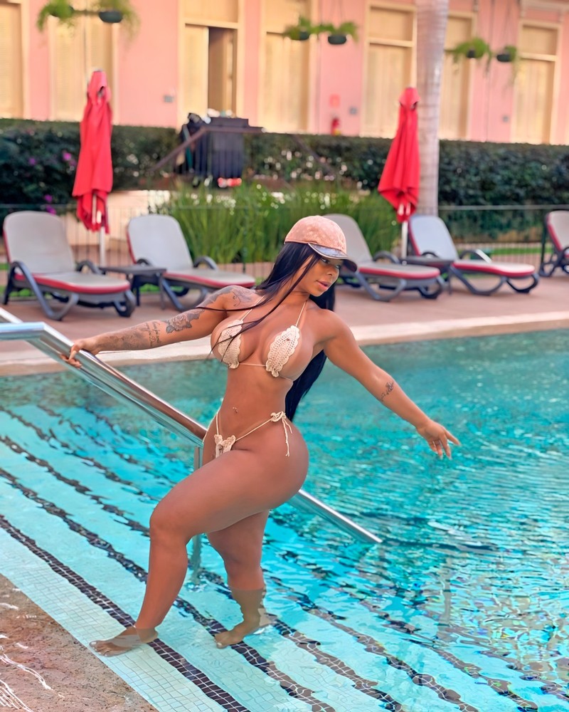 Bikini Female 119