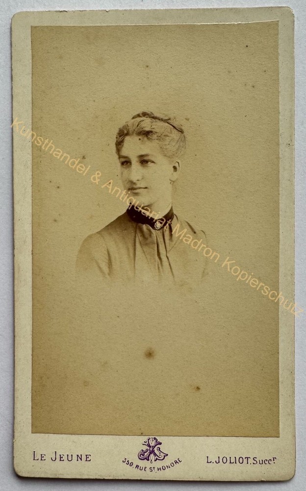 orig. CDV photo photograph old picture woman lady fashion around 1870 La Jeune Paris