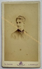 orig. CDV photo photograph old picture woman lady fashion around 1870 La Jeune Paris