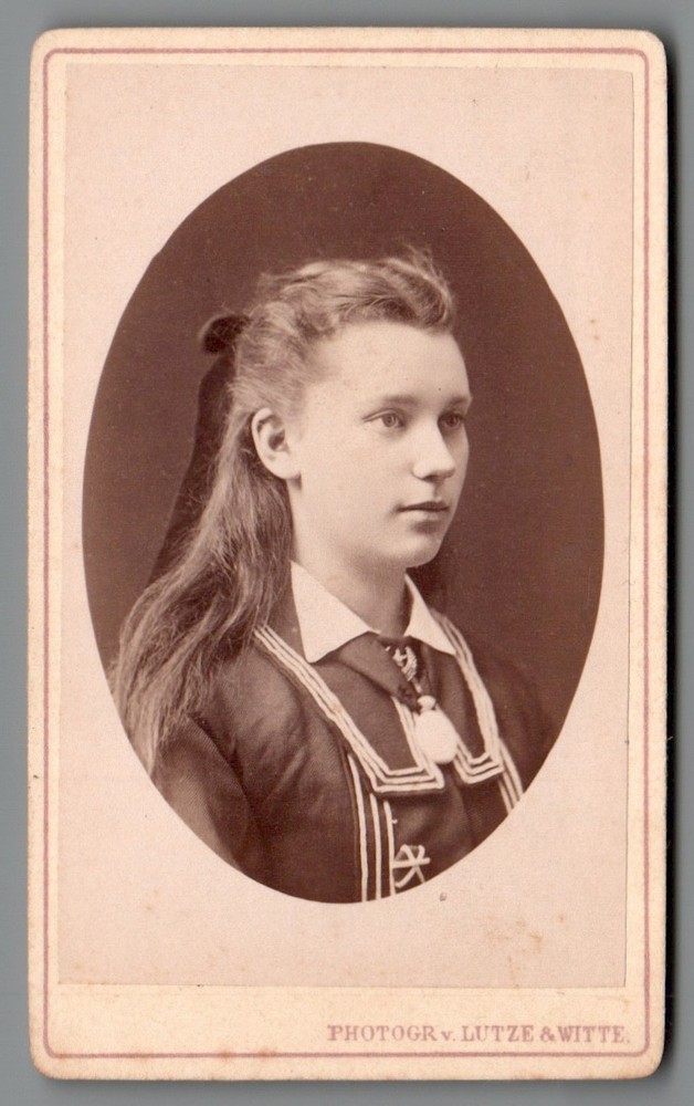 CDV photo girl sailor dress Berlin Magdeburg around 1885 Lutze & Witte (c2233)