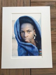 BRUCE BLUM SIGNED COLOR Photo Print (17″X 11 «)-«Girl with Shawl»