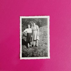 Altes Foto Vintage antik Frauen Women Natur Mode Strümpfe Dress Nice old Photo