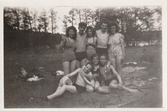 Vintage Photo Beautiful Women in Swimsuit Snapshot 1940s