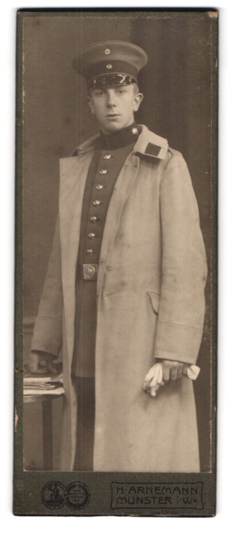 Photograph H. Arnemann, Münster i. W., Frauenstraße 1, young soldier in uniform