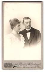 Photograph A. Bartel, Hamburg, Große Johannisstraße 23/25, couple in Sundays
