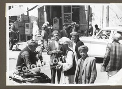 Photo Kabul Afghanistan Bazaar Market People Car 1960s