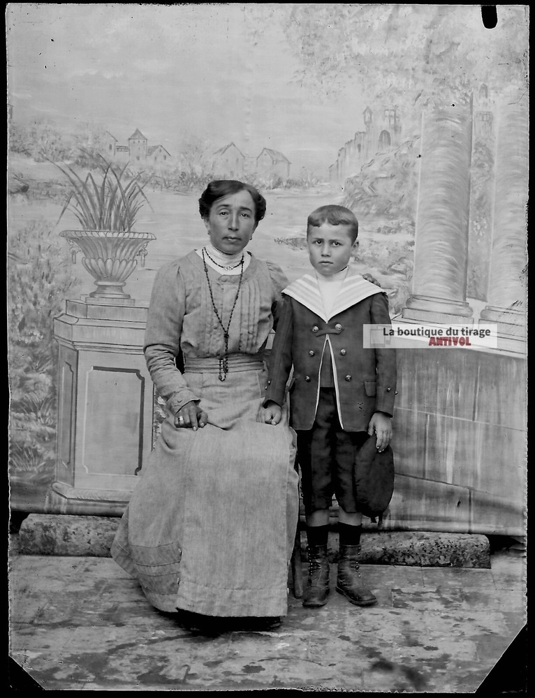 Vintage Black And White Photo Glass Plate Negative 9X12 Cm Characters France