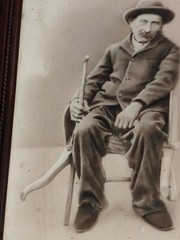 Photos Vintage The Armchair With Three Legs Studio Fernand Saint Ouen Paris