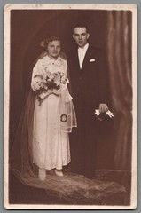 Photo postcard wedding couple Beuthen O.-S., today Bytom Poland Silesia approx. 1930 k1072