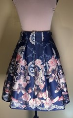 Floral Fashion Rose Garden Bud Skirt Sz S