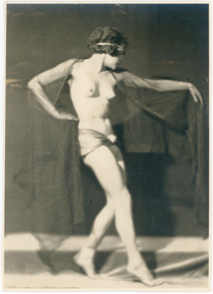 Reinhard Berger Young Woman Nude Dance with Veil Nude Vintage 1927 – XXL