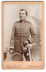Photograph Franz Ehrlich, Dresden, Königsbrücker-Straße 50, Uffz. with saber, T