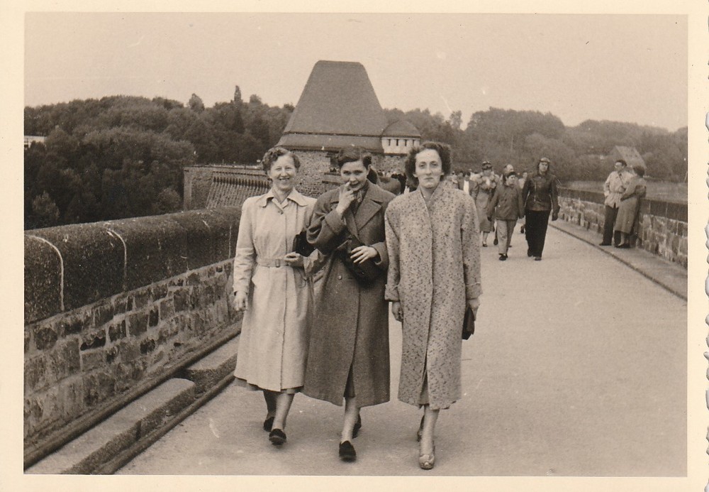Vintage Photo Pretty Women in Fashion Coat Snapshot