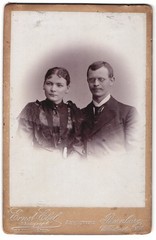 Photograph Ernst Ebel, Bernburg, Wilhelmstrasse 27, portrait young couple in pretty
