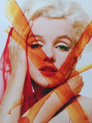 Bert Stern (1929-2013) – Marilyn Monroe – Crucifix III – signed photo + COA