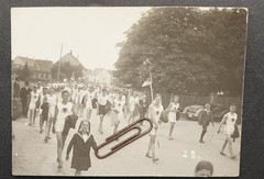 Photo Portrait Ansbach Franconia Bavaria Athlete Gymnast View Parade Flag House