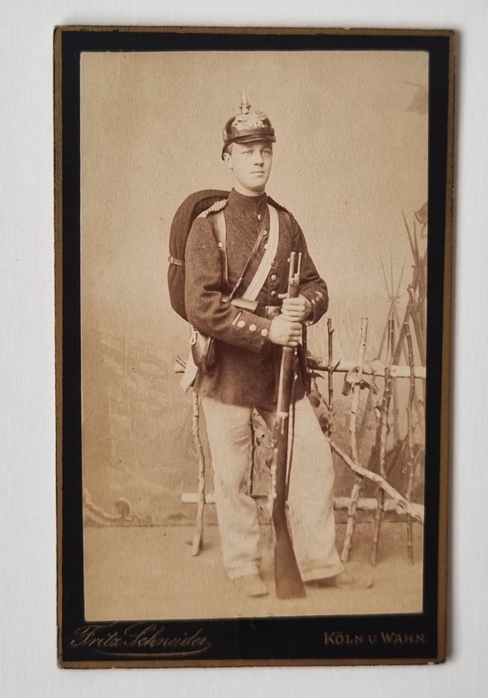Great CDV Photo – German Soldier in Full Equipment & Rifle Cologne Circa 1900