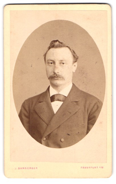Photograph Joseph Bamberger, Frankfurt a. M., Junghofstrasse 24, portrait elega