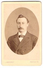 Photograph Joseph Bamberger, Frankfurt a. M., Junghofstrasse 24, portrait elega