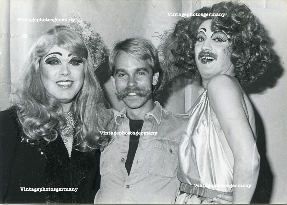 G1491 Photo 1970s Drag Queen Man Gay Crossdresser Crossdressing LGBTQ Drag