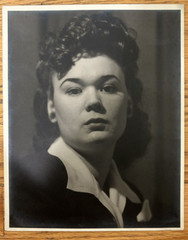 Arthur Gray Standard Oil Photographer Cleveland Ohio Americana Beautiful Woman!!