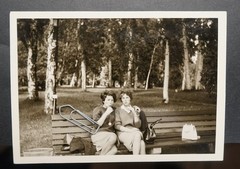 Photo Portrait Regensburg Woman Young 1962 Park Bench Model Handbag Snapshot