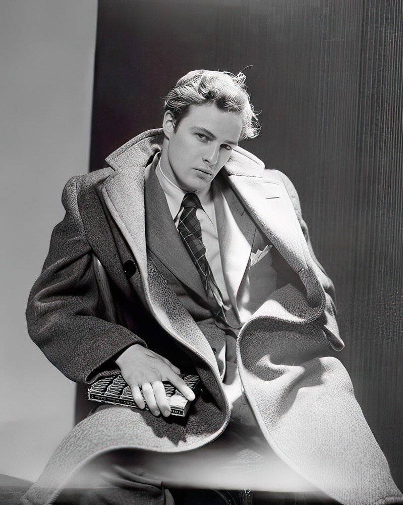 Marlon Brando publicity portrait c. 1954, reprint – multiple sizes: 1222