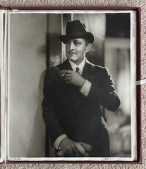 GEORGE HURRELL HAND SIGNED PORTFOLIO IIl 20″x24″ 120/190 PERFECT COND.