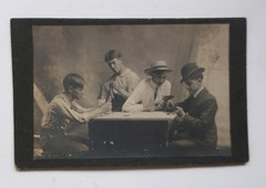 4 MEN PLAYING CARDS, SMOKING AND DRINKING 4.12X2.75″ ANTIQUE PHOTO SILVER PRINT