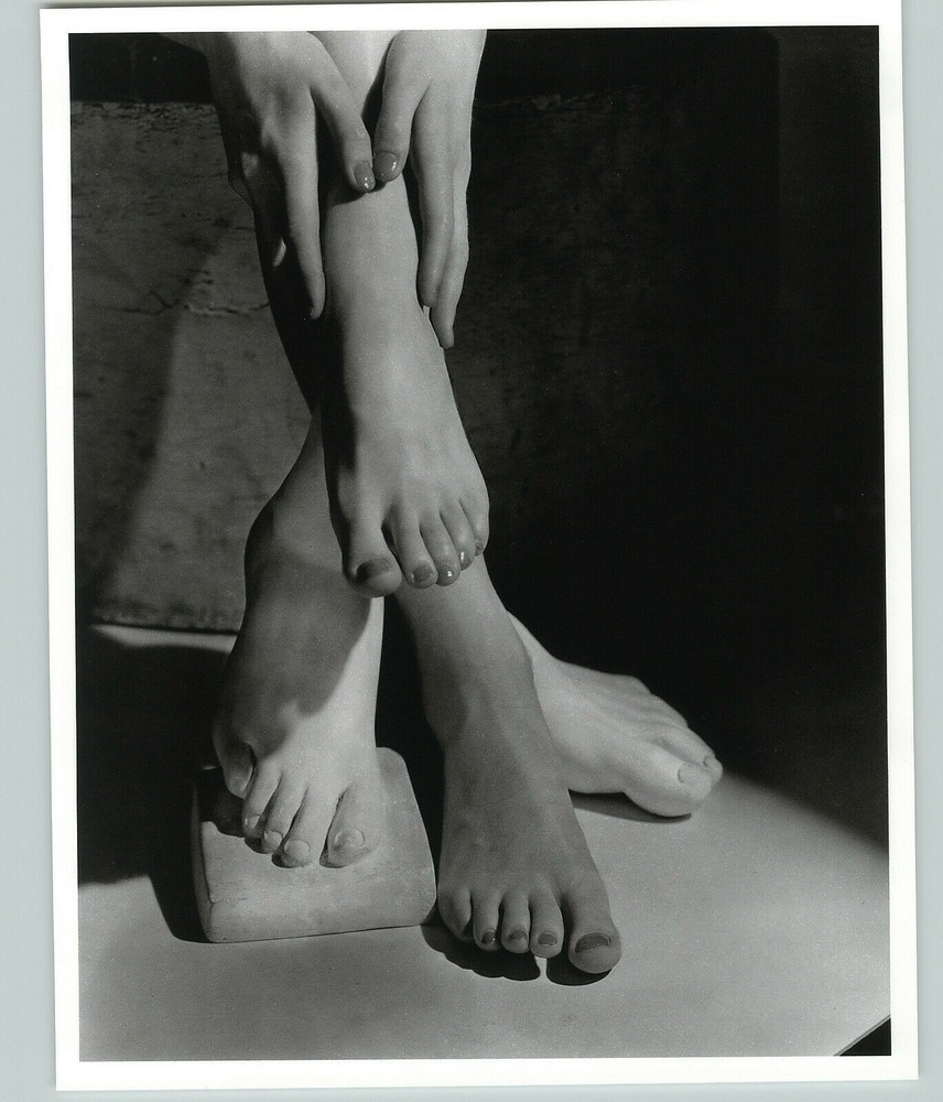 1941 1992 Statue & Live Female Barefoot Beauty Large Art Photo By Horst 16X20