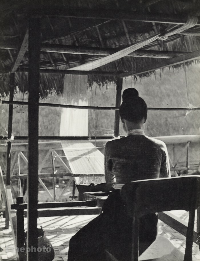 1939 Original Pierre Verger Tonkinese Woman Weaver Loom Vietnam Photo Gravure